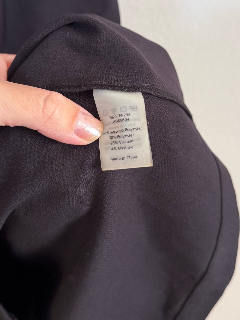 Universal Standard Moira V-neck Dress - Picture 5 of 7